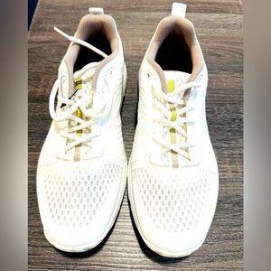 Helly Hansen Skagen Race Series, White Offshore Sneakers, 7.5, Women, NWOT.